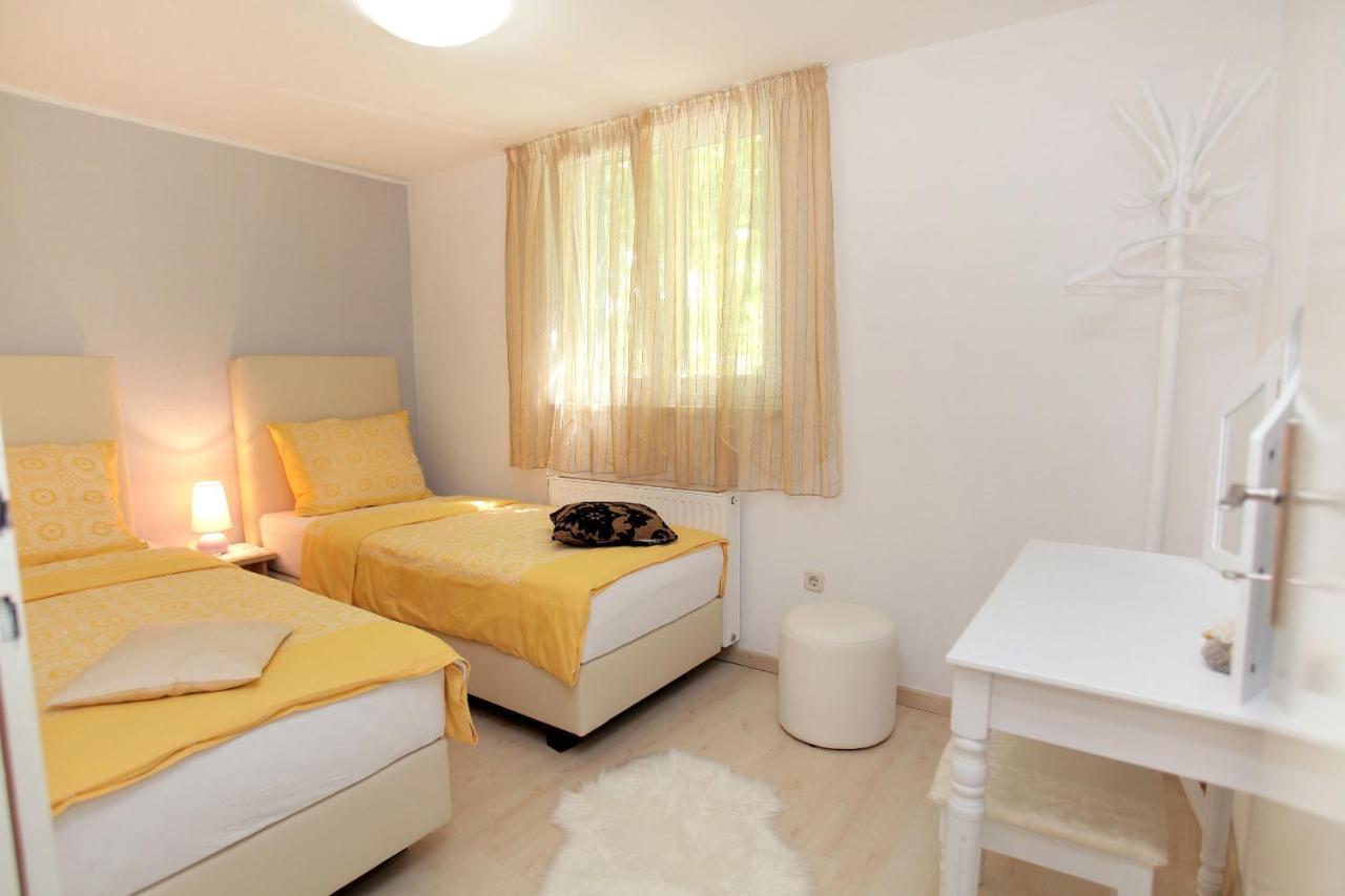 Eva * Trogir